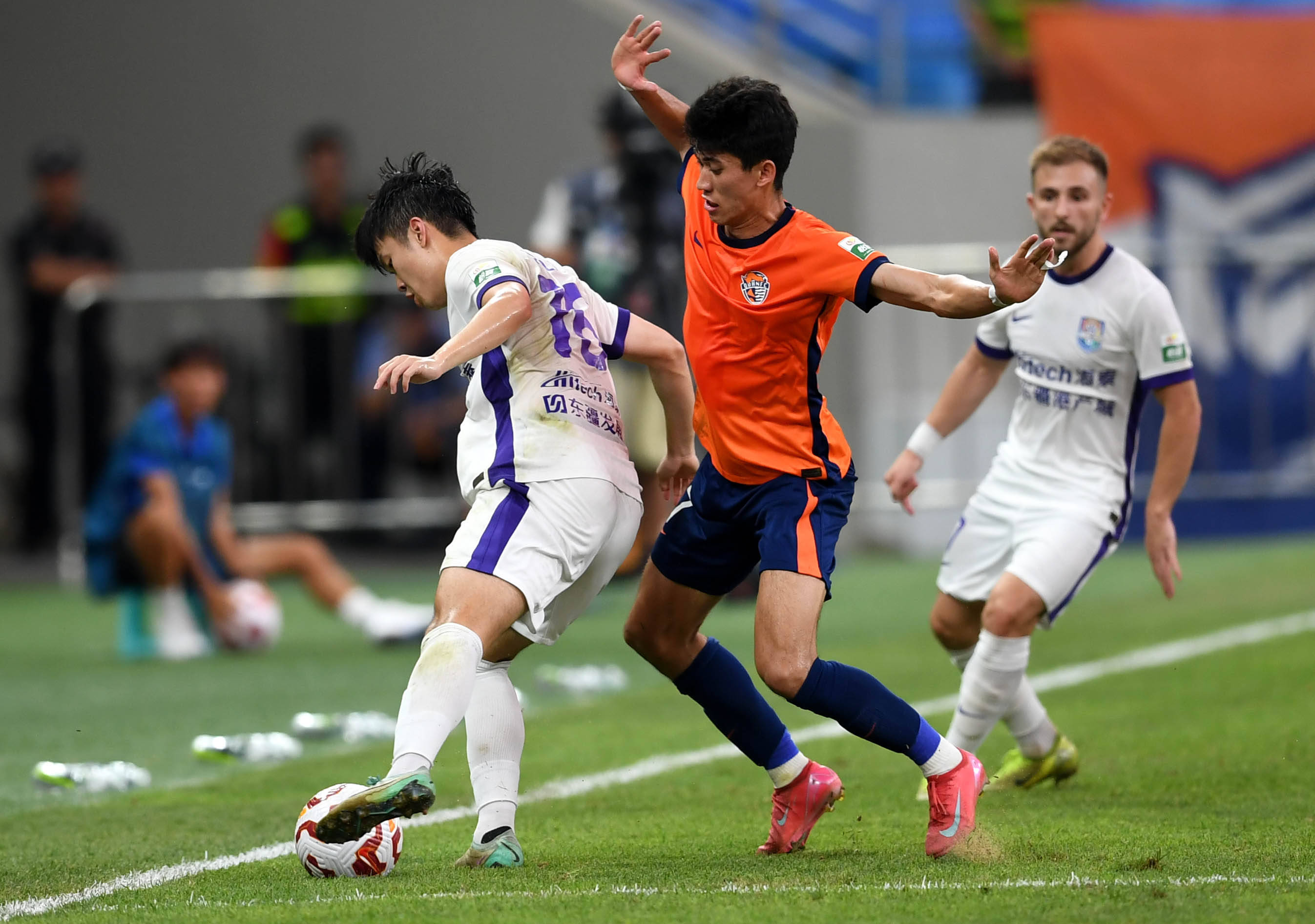 是基于他对 是基于他对